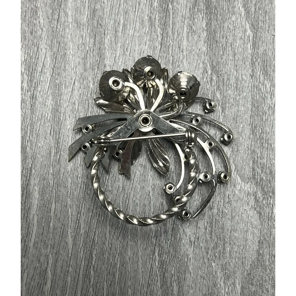 Vintage Silver Tone Floral Rhinestone Brooch Pin Clear Stones Swirl Design Retro